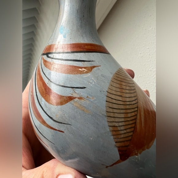 VTG Tonala J.P. Pigeon Bird Hand Painted Mexican Folk Art Pottery Figurine. - Picture 7 of 10